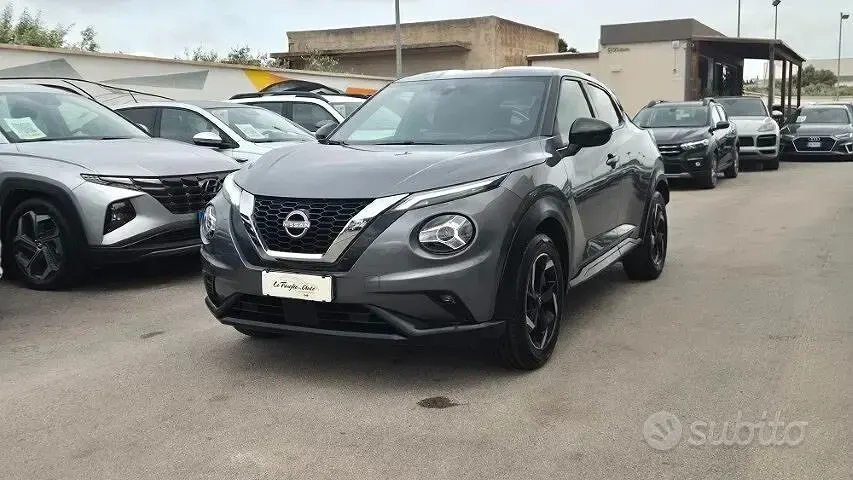 Usata Nissan Juke N-Connecta 114 CV (83 kW) 2023 Grigio SUV