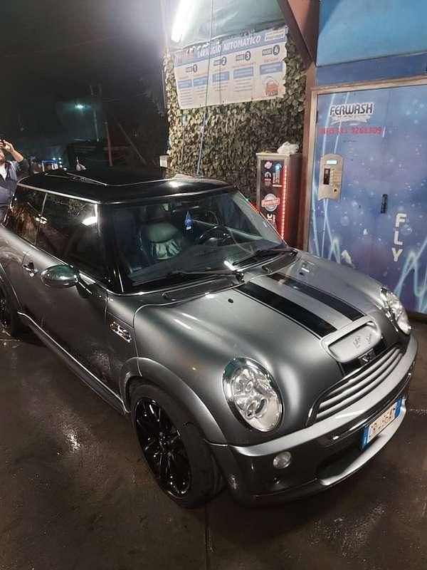 Grigio Usata 2004 Mini Cooper S Due volumi | 8000 € (Super prezzo) - Immagine 1/4