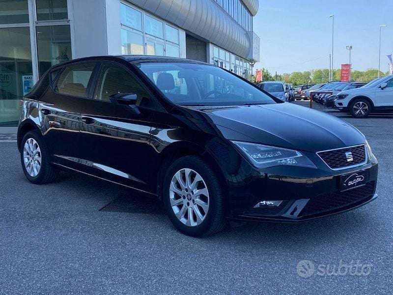 Usata Seat Leon Style 110 CV (80 kW) 2016 Nero Berlina