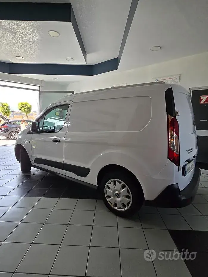 Usata Ford Transit Connect Trend 101 CV (74 kW) 2018 Bianco Monovolume