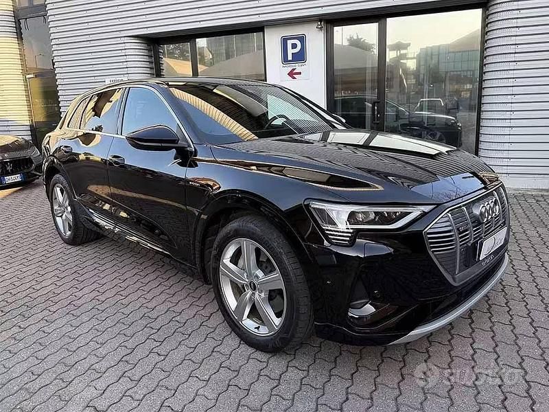 Usata Audi e-tron S-Line 230 kW (313 CV) 2021 Nero / metallizzato SUV