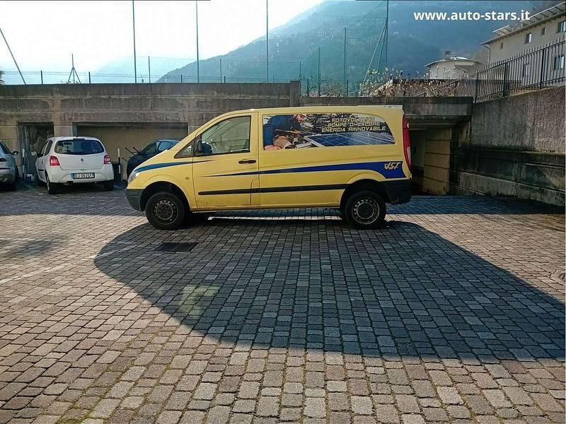 Occasion Mercedes Vito 109 ch (80 kW) 2008 Jaune Van