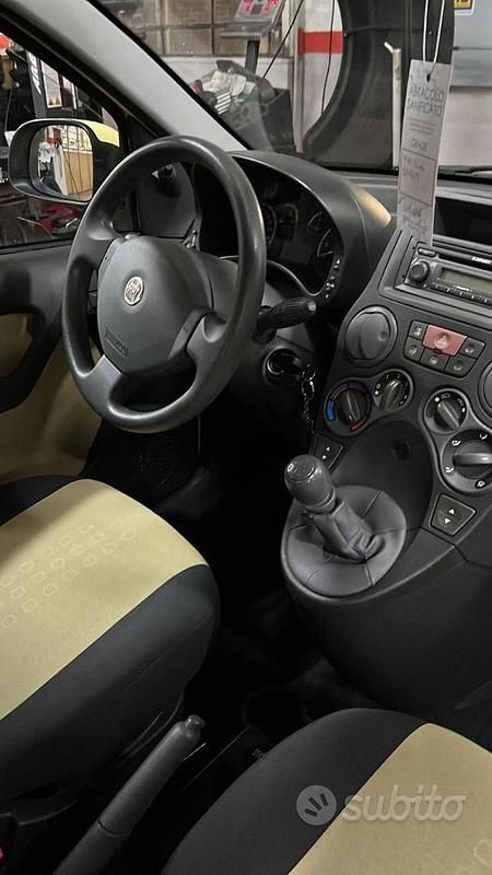 Usata Fiat Panda Dynamic 60 CV (44 kW) 2010 Giallo Utilitaria