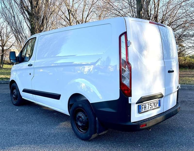Usata Ford Transit Custom 105 CV (77 kW) 2017 Bianco frozen pastello Furgone