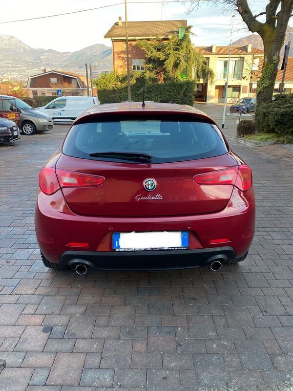 Usato 2013 Alfa Romeo Giulietta 2.0 Diesel 140 CV (7.900 €)