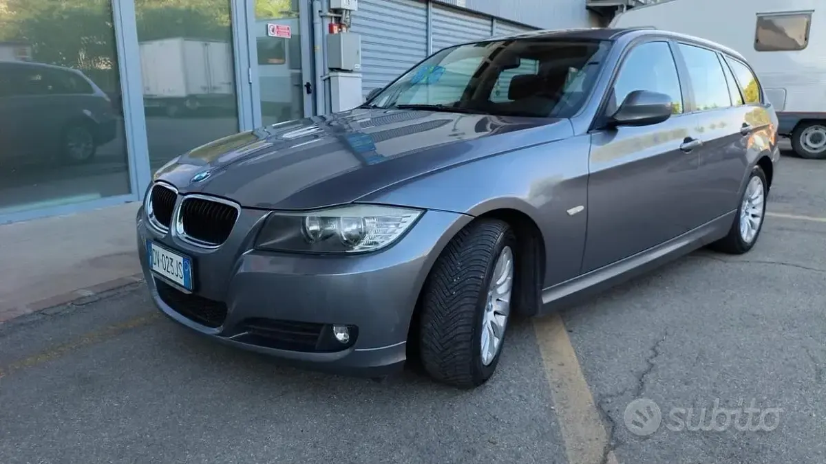 Usata BMW 320 177 CV (130 kW) 2009 Grigio Station wagon