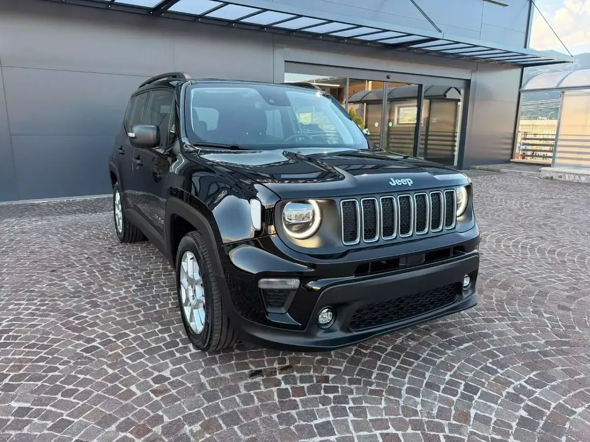 Usata Jeep Renegade Altitude 131 CV (96 kW) 2024 Nero SUV