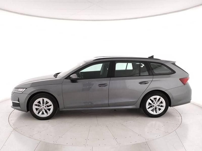 Usata Skoda Octavia Executive 150 CV (110 kW) 2024 Grigio Station wagon