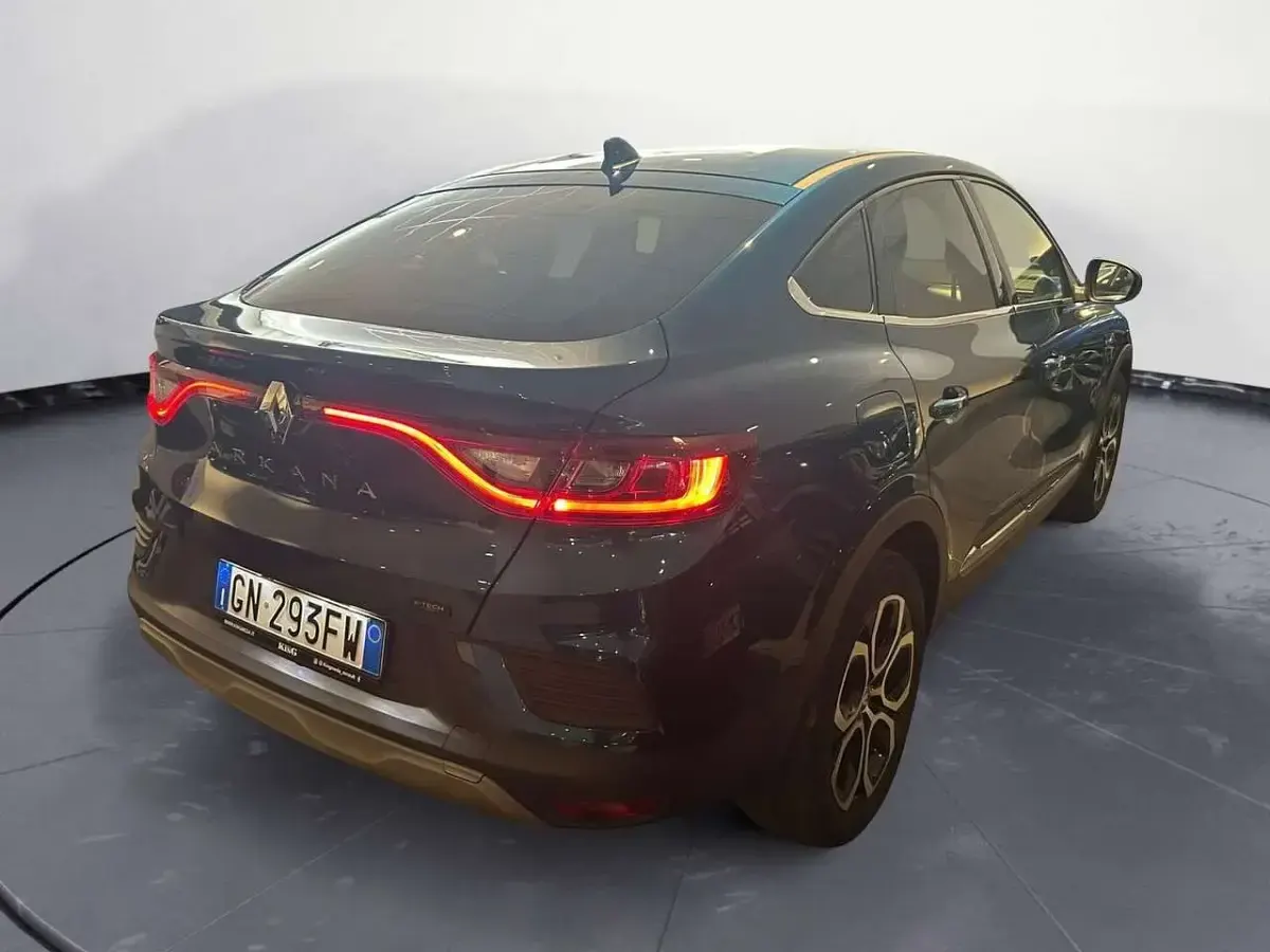 Usata Renault Arkana Techno 143 CV (105 kW) 2023 Blu/azzurro SUV