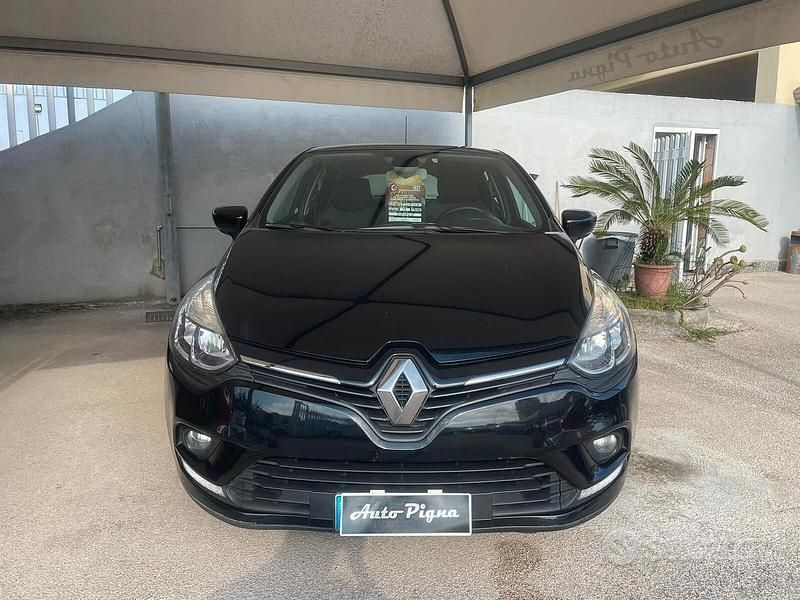 Usata Renault Clio IV Intens 75 CV (55 kW) 2017 Nero Berlina