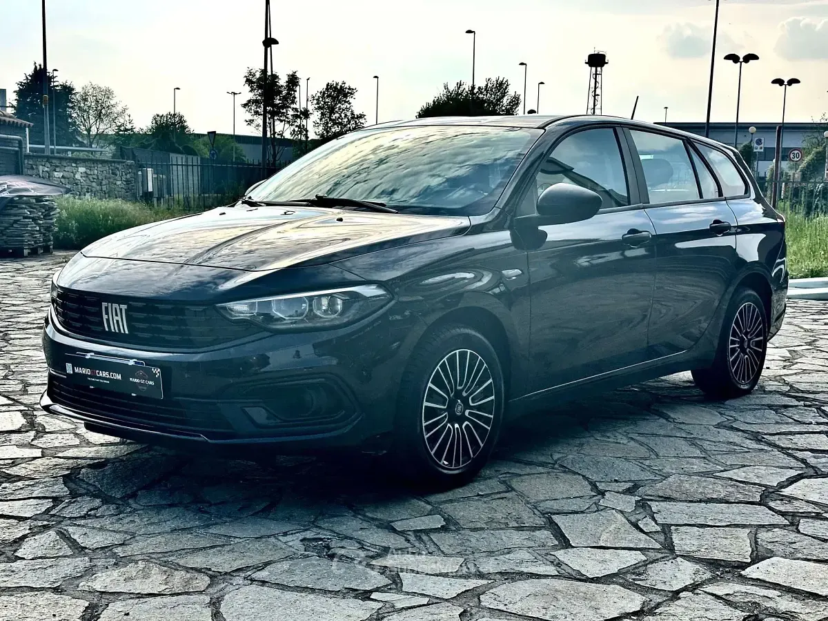 Usata Fiat Tipo City Life 131 CV (96 kW) 2021 Rosso alfa Station wagon