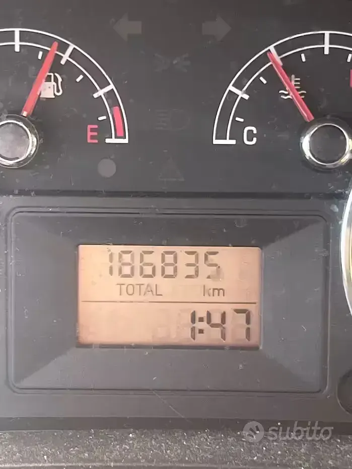 Usata Lancia Lybra 116 CV (85 kW) 2005 Bluazzurro Station wagon