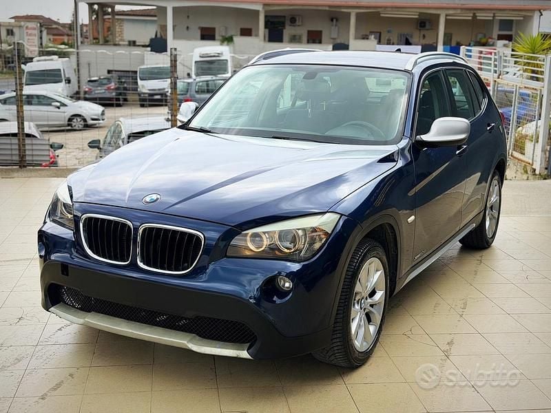Usata BMW X1 176 CV (129 kW) 2010 Blu SUV
