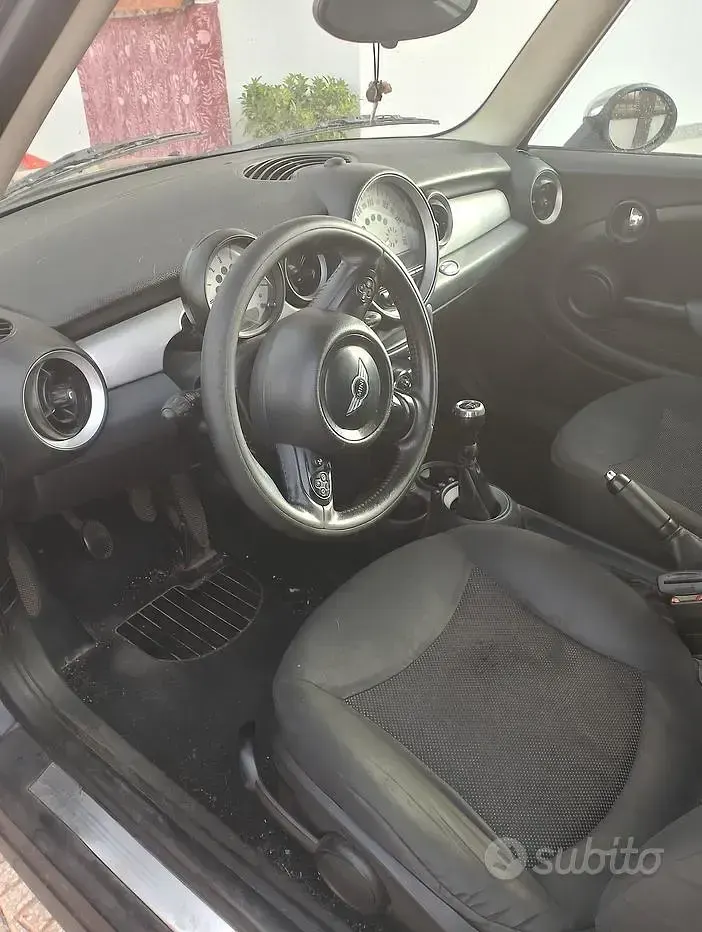 Usata Mini Cooper Coupé 116 CV (85 kW) 2012 Nero Coupé
