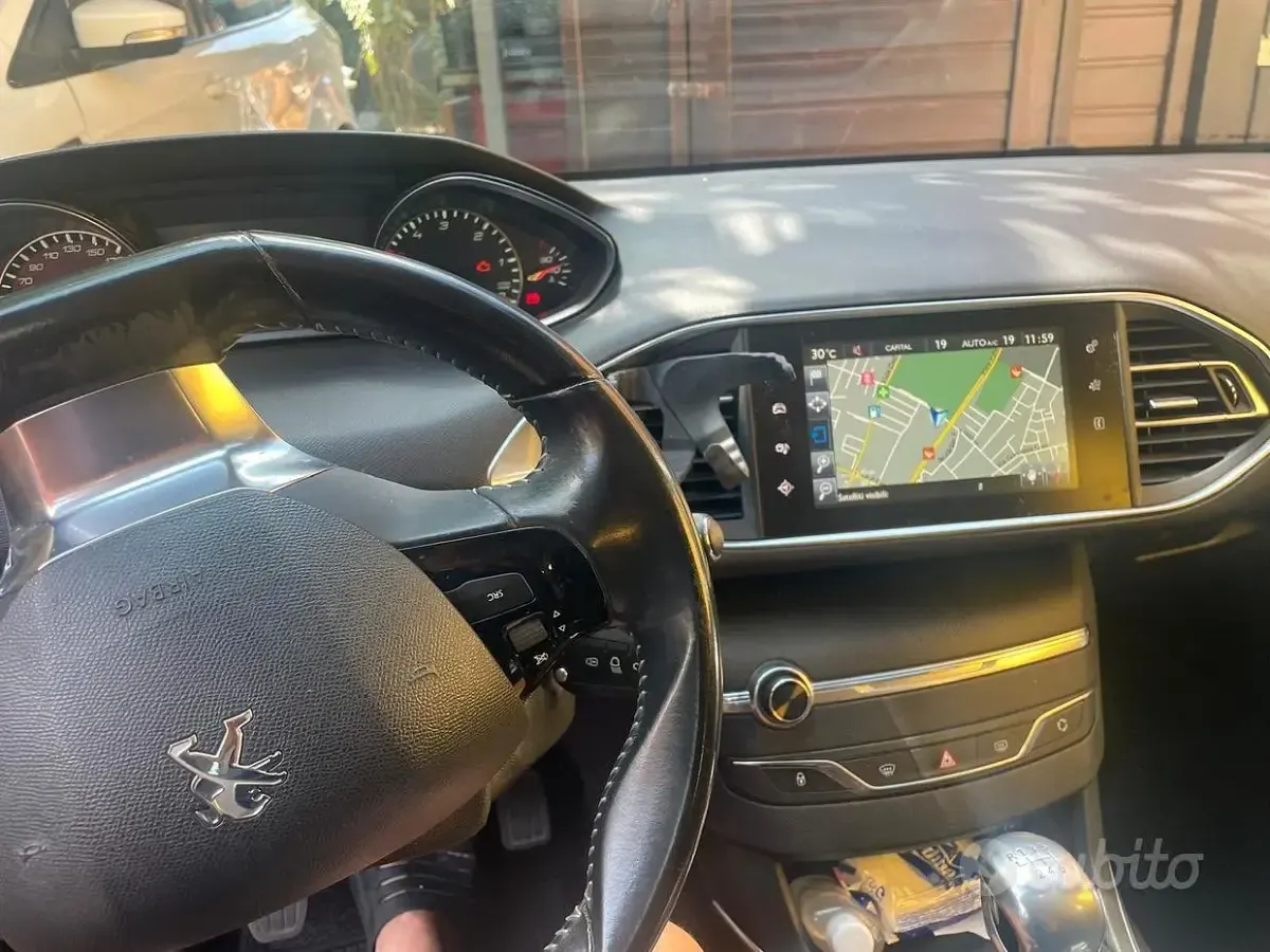 Usata Peugeot 308 Allure 115 CV (84 kW) 2014 Nero Berlina