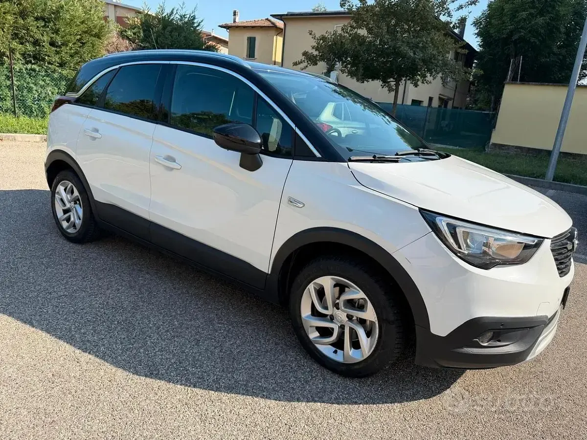 Usata Opel Crossland X 110 CV (80 kW) 2019 Bianco SUV