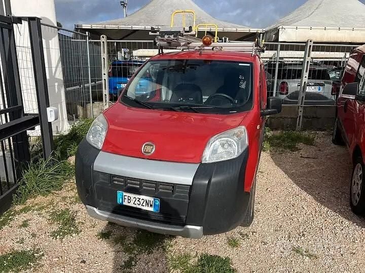 Usata Fiat Fiorino 95 CV (69 kW) 2015 Rosso Monovolume