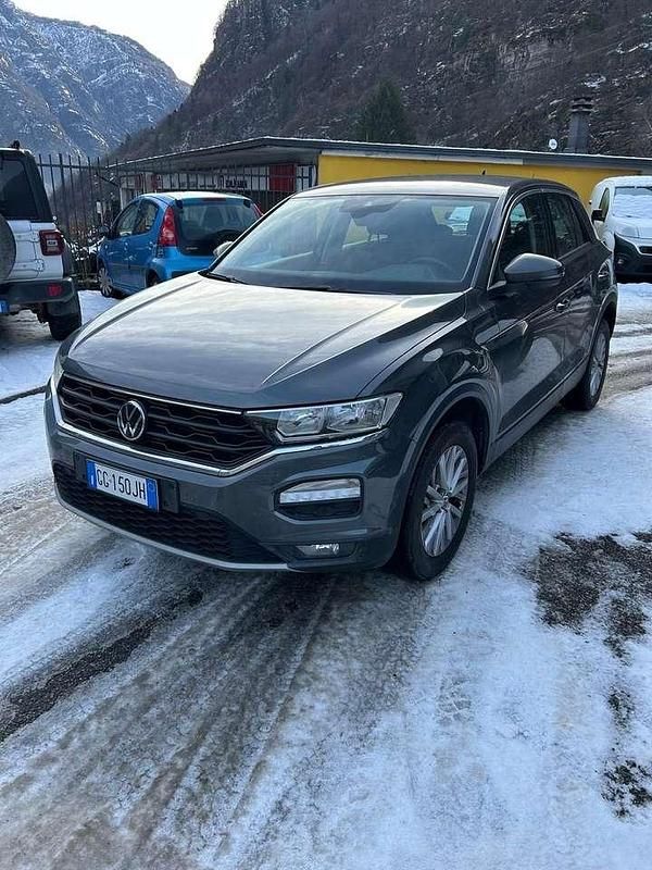 Usata VW T-Roc Business 150 CV (110 kW) 2021 Indium grey metall. SUV