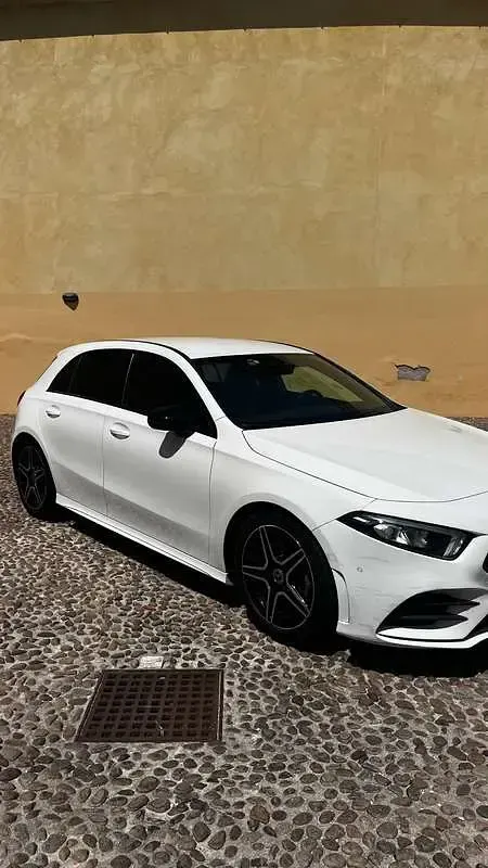 Usata Mercedes A180 Premium 116 CV (85 kW) 2019 Bianco Berlina
