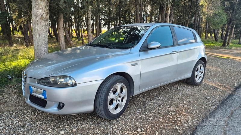 Usata Alfa Romeo 147 2007 Grigio Utilitaria