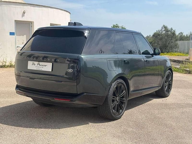 Usata Land Rover Range Rover HSE 300 CV (220 kW) 2022 British racing green SUV