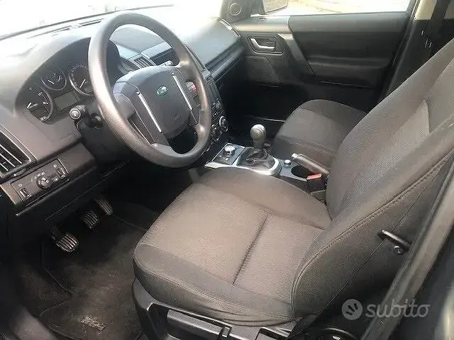 Usata Land Rover Freelander 2 SE 150 CV (110 kW) 2011 Grigio SUV