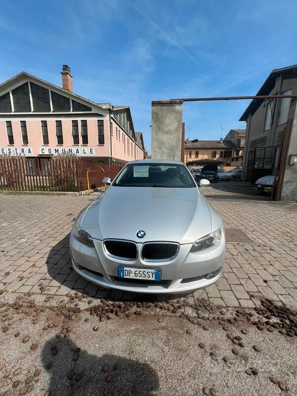 Usato 2008 BMW 320 2.0 Benzin 170 CV (7.500 €)