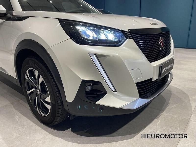 Usata Peugeot 2008 Allure 131 CV (96 kW) 2020 Bianco SUV
