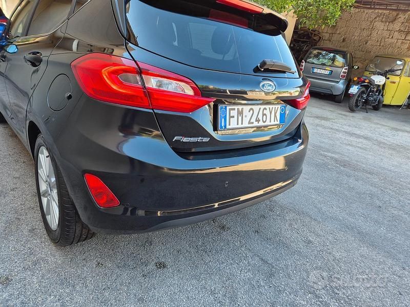 Usata Ford Fiesta 68 CV (50 kW) 2019 Nero Utilitaria