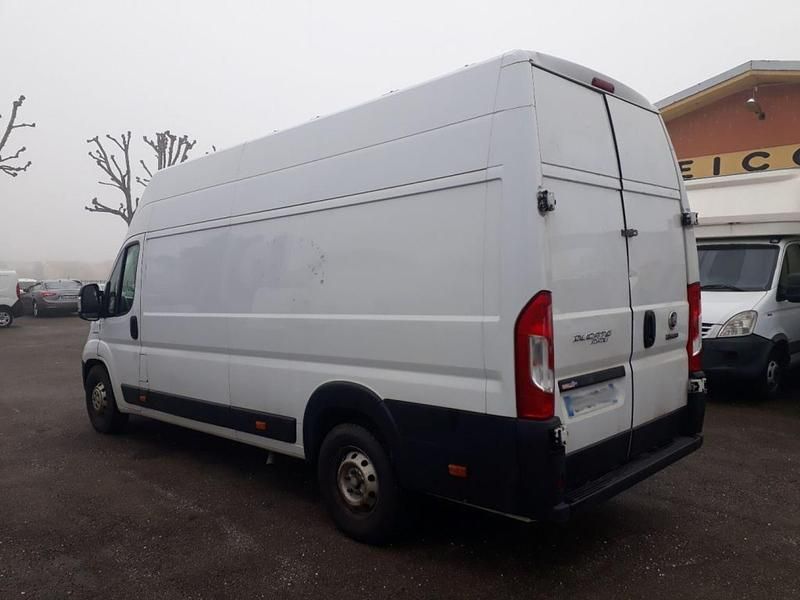 Usata Iveco Daily 145 CV (106 kW) 2018 Bianco Furgone