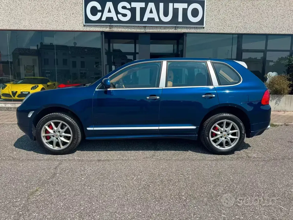 Usata Porsche Cayenne Turbo S 521 CV (383 kW) 2006 Blu SUV