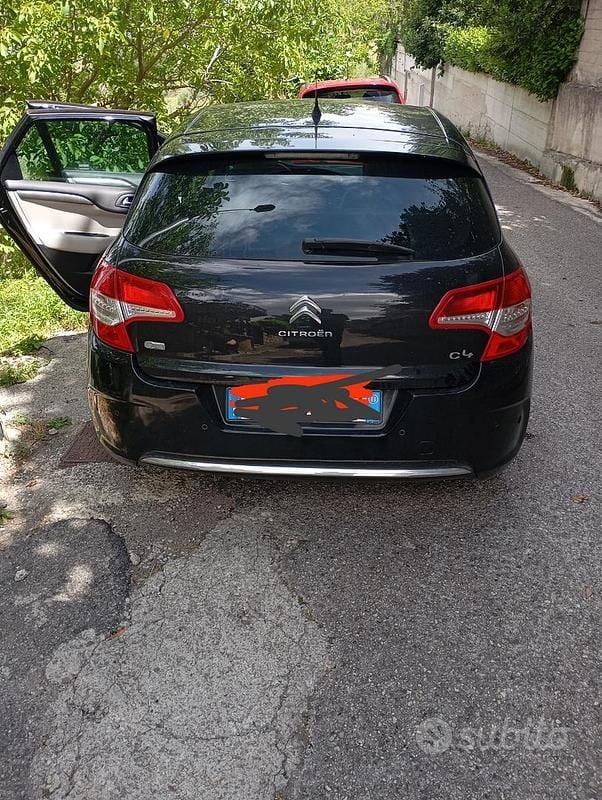 Usata Citroën C4 109 CV (80 kW) 2011 Nero Utilitaria
