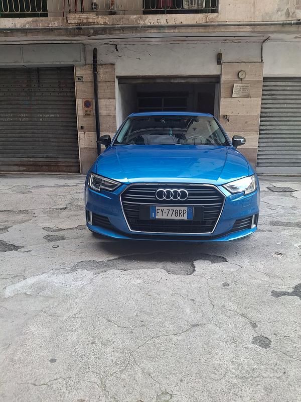 Blu Usata 2018 Audi A3 Due volumi | 15.500 € (Ottimo prezzo) - Immagine 1/4