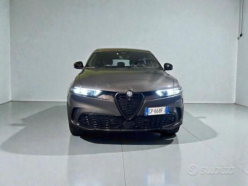 Usata Alfa Romeo Tonale Sprint 131 CV (96 kW) 2023 Grigio SUV