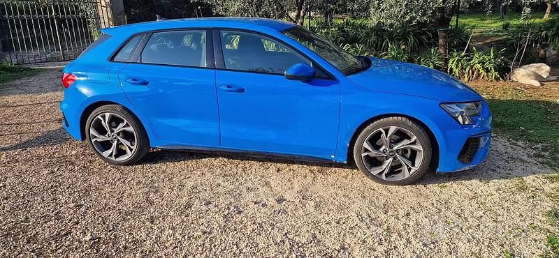 Usata Audi A3 S-Line 116 CV (85 kW) 2022 Blu Berlina