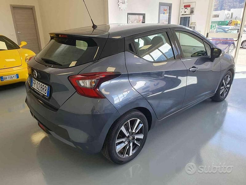 Usata Nissan Micra Acenta 90 CV (66 kW) 2018 Grigio Berlina