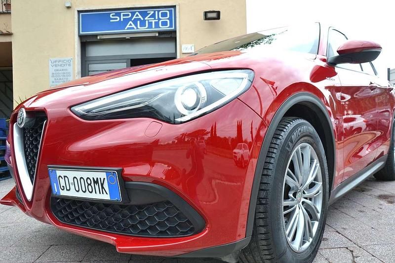 Rosso Usata 2020 Alfa Romeo Stelvio Super SUV | 21.890 € (Ottimo prezzo) - Immagine 1/4