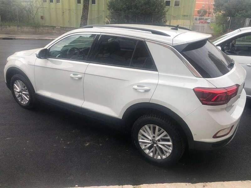 Usata VW T-Roc 110 CV (80 kW) 2024 Bianco SUV