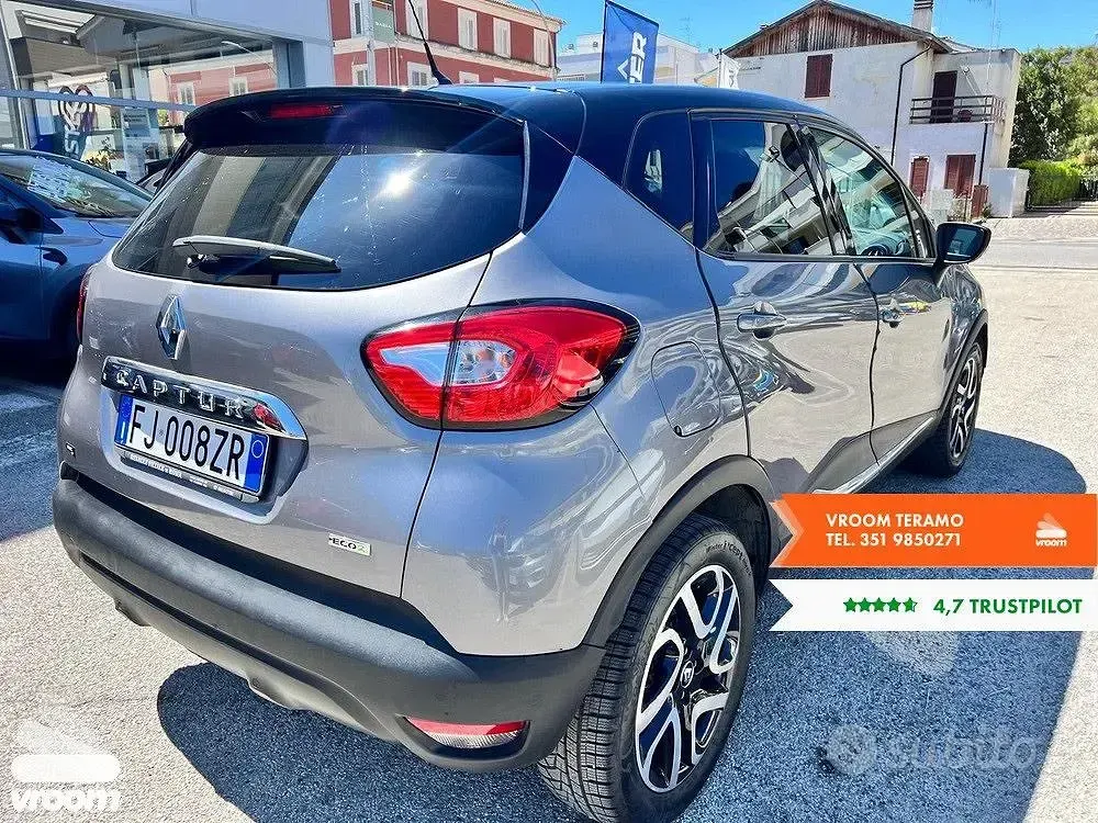 Usata Renault Captur Intens 110 CV (80 kW) 2017 Grigio SUV