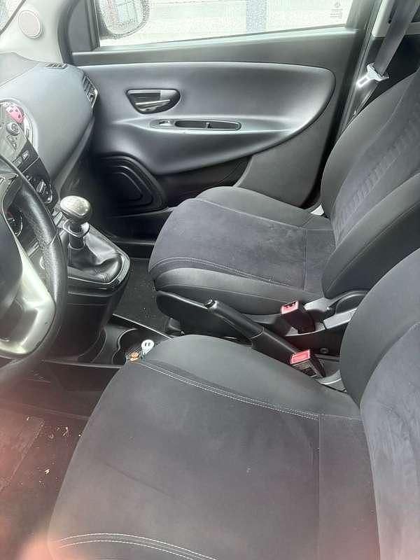 Usata Lancia Ypsilon S 69 CV (50 kW) 2012 Utilitaria