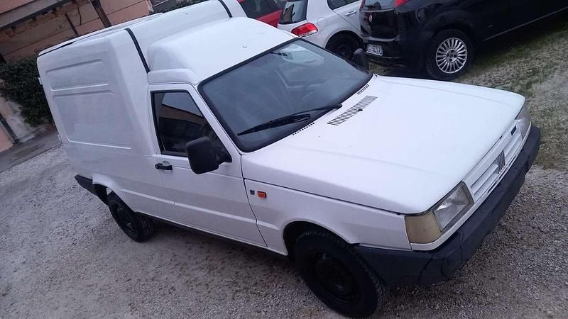 Usata Fiat Fiorino 75 CV (55 kW) 2000 Bianco Monovolume