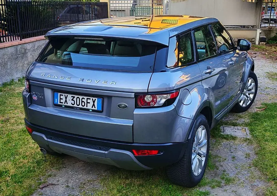 Usata Land Rover Range Rover evoque Pure 150 CV (110 kW) 2014 Grigio SUV