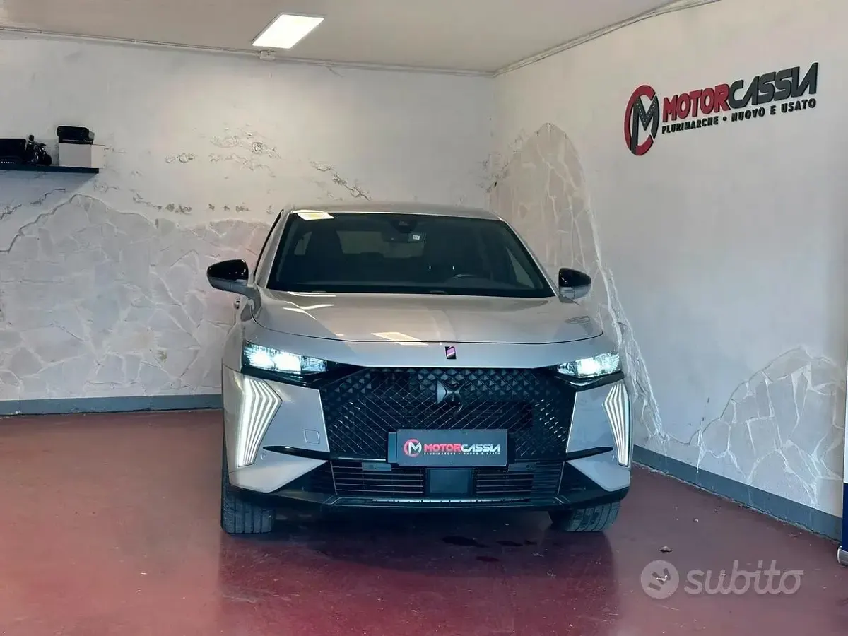 Usata DS Automobiles DS7 Crossback Opera 131 CV (96 kW) 2023 Grigio SUV