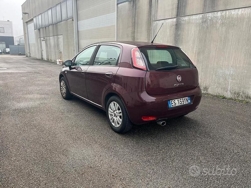 Usata Fiat Punto Lounge 2014 Rosso Utilitaria