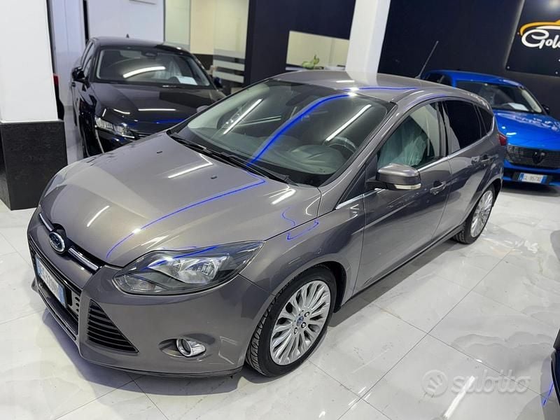 Usata Ford Focus Titanium 116 CV (85 kW) 2011 Grigio Berlina
