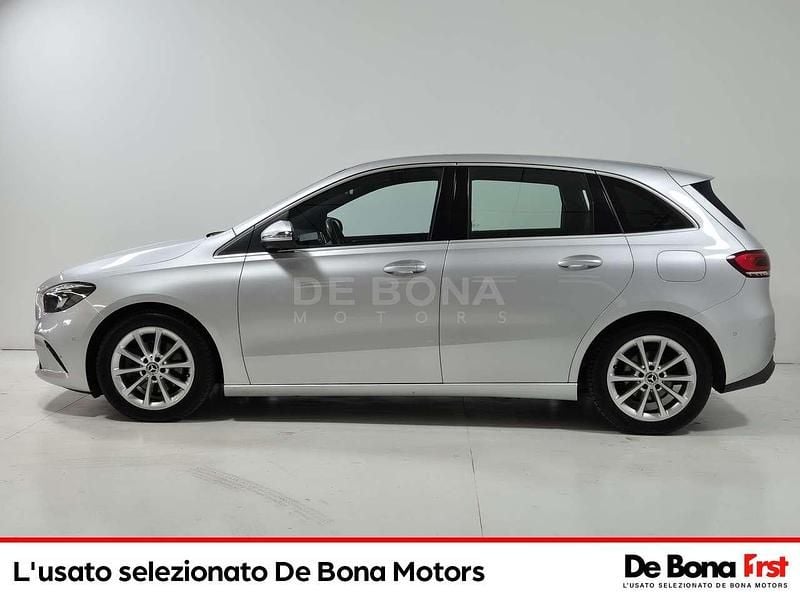 Usata Mercedes B200 163 CV (119 kW) 2019 Grigio Monovolume