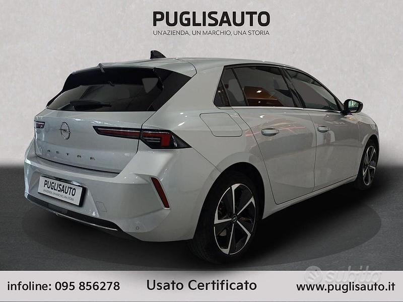 Usata Opel Astra Elegance 130 CV (95 kW) 2024 Grigio Berlina