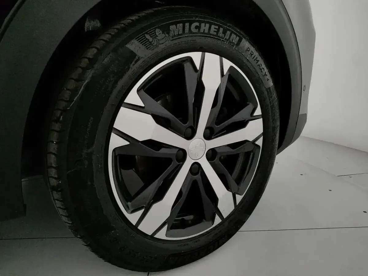 Usata Peugeot 3008 GT 131 CV (96 kW) 2021 Nero SUV