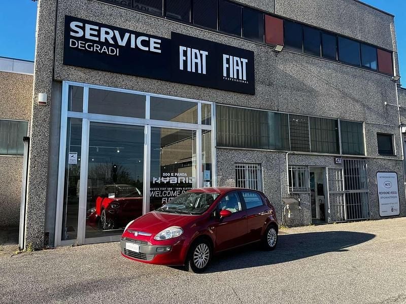 Usata Fiat Punto Evo Dynamic 77 CV (56 kW) 2009 Rosso Utilitaria