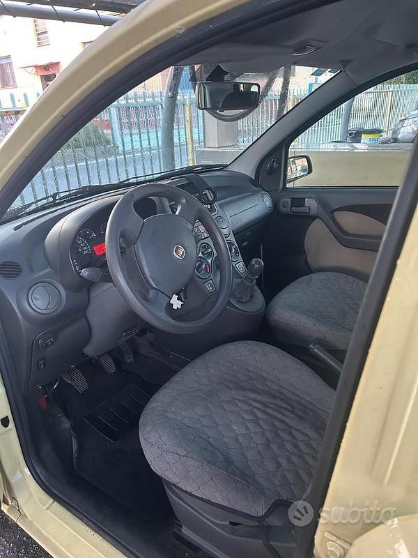 Usata Fiat Panda 60 CV (44 kW) 2008 Giallo Utilitaria